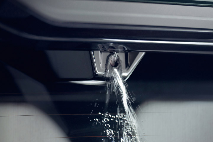 The new feature of the rear camera washer