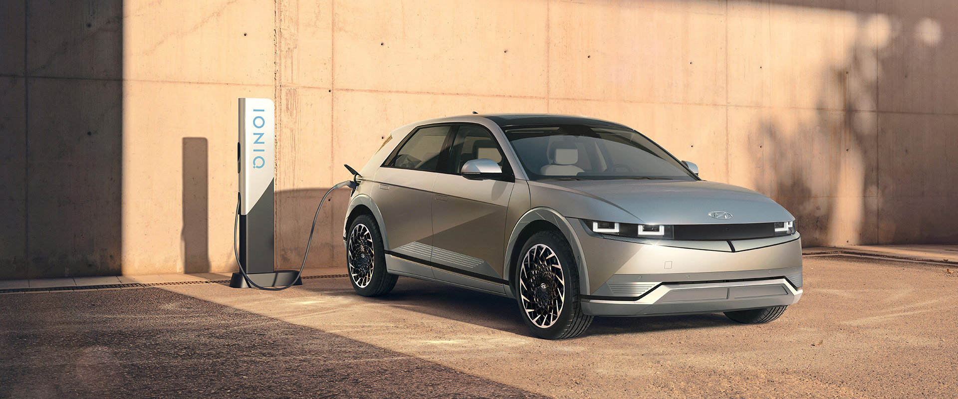 Hyundai IONIQ 5 Redefines Electric Mobility Lifestyle