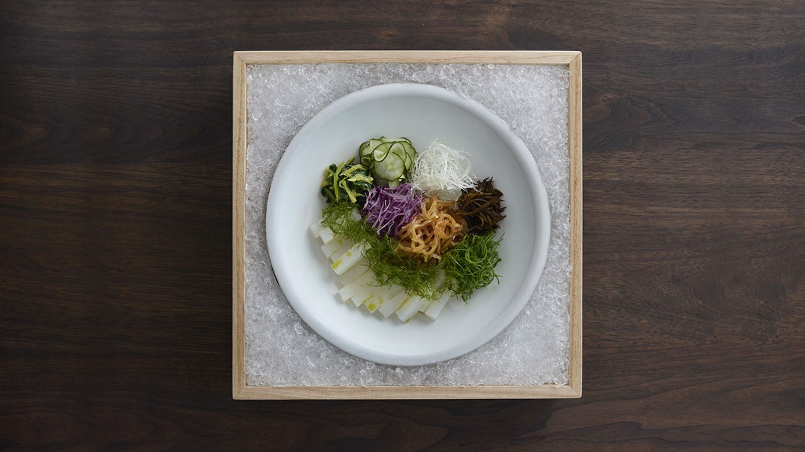 Tangpyeong-chae (Jellyfish and Mungbean Jelly Salad)