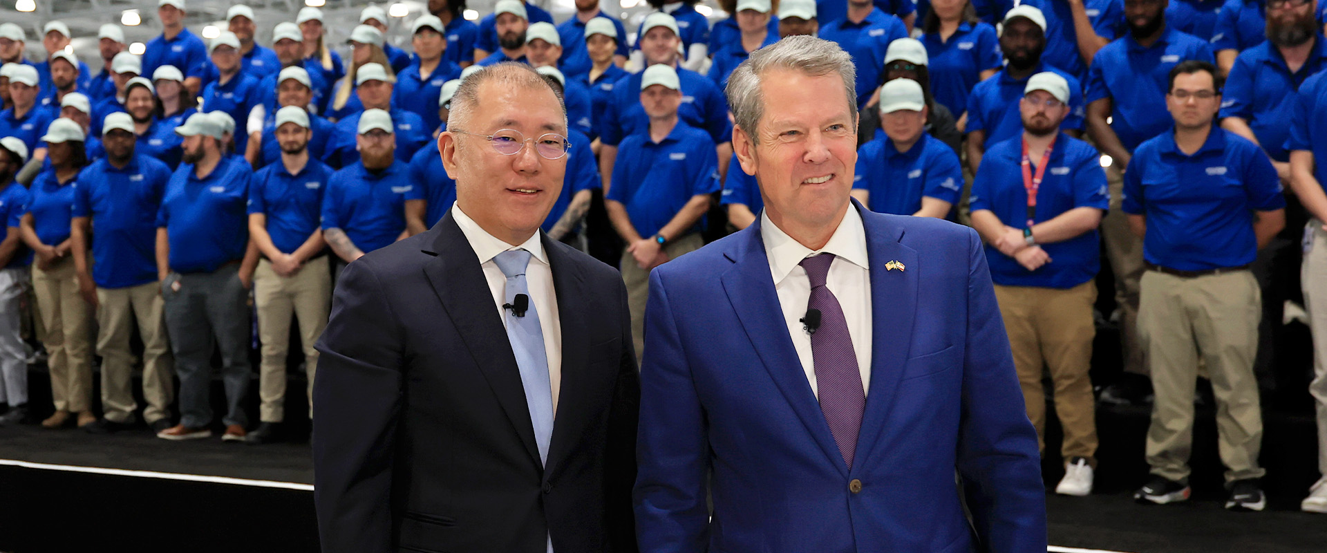 (From left) Euisun Chung, Executive Chair of Hyundai Motor Group; and Brian Kemp, Governor of Georgia