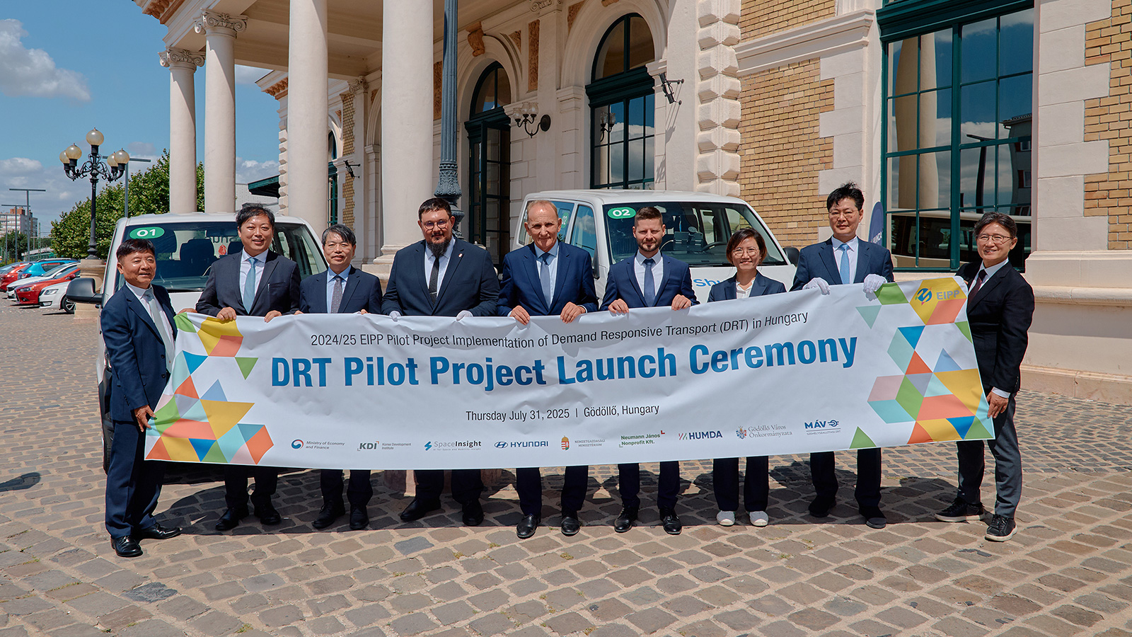 Hyundai Introduces First Global Pilot of ‘Shucle’ DRT Platform in Hungary