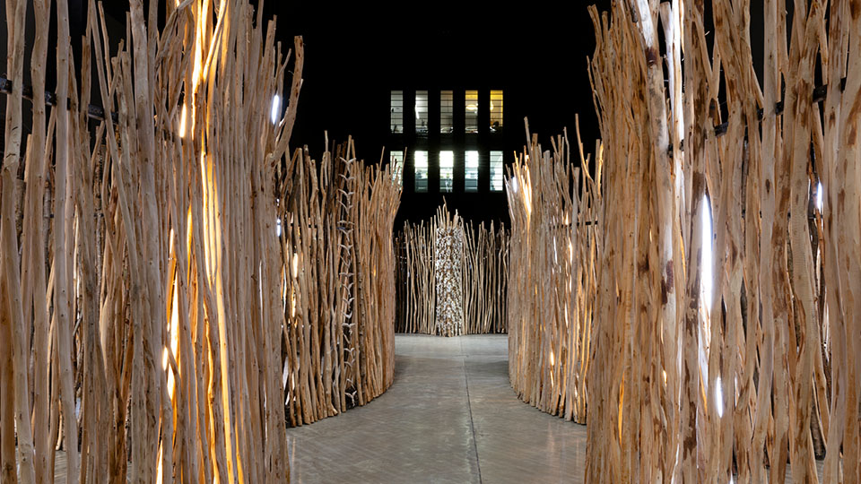 Hyundai Commission: Máret Ánne Sara: Goavve-Geabbil, Installation View at Tate Modern , Photo © Tate (Sonal Bakrania)