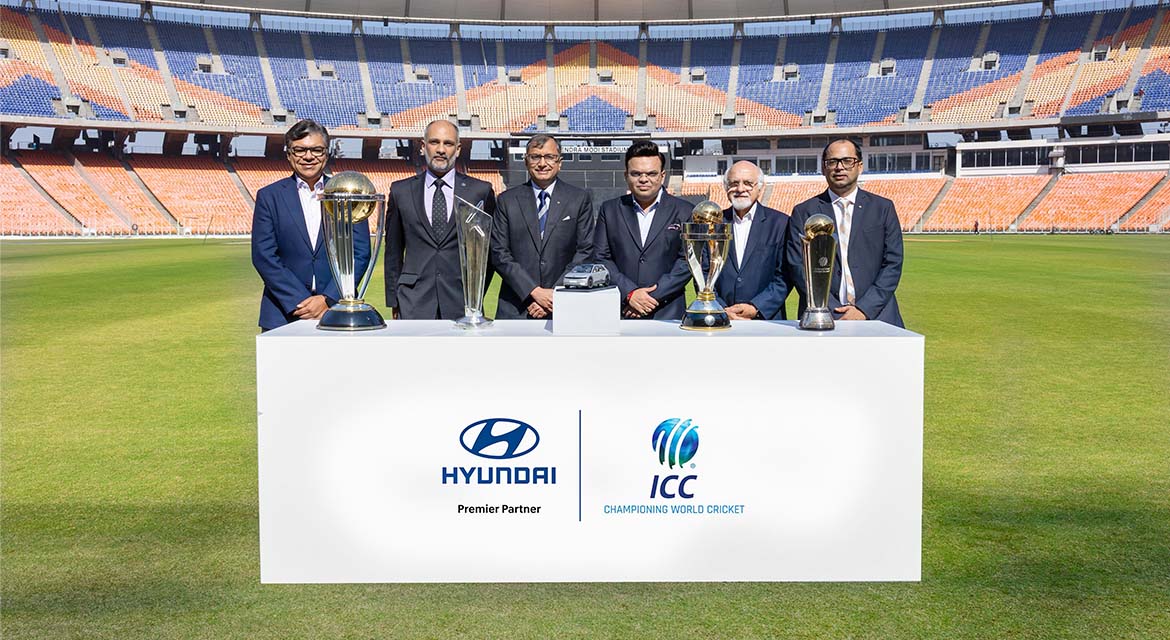 (From left to right) Mr. Anurag Dahiya, Chief Commercial Officer, ICC, Mr. Sanjog Gupta, CEO, ICC, Mr. Tarun Garg, Managing Director & CEO designate, HMIL, Mr Jay Shah, Chairman, ICC, Mr. Imran Khwaja, Deputy Chairman,  ICC and Mr. Virat Khullar, AVP & Vertical Head - Marketing, HMIL- at the signing ceremony of Hyundai and ICC multi-year global partnership