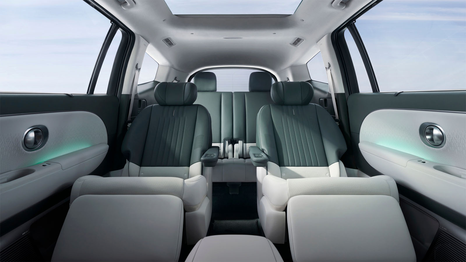 Hyundai IONIQ 9 Secures Top Honors for  Safety, Quality and Reliability