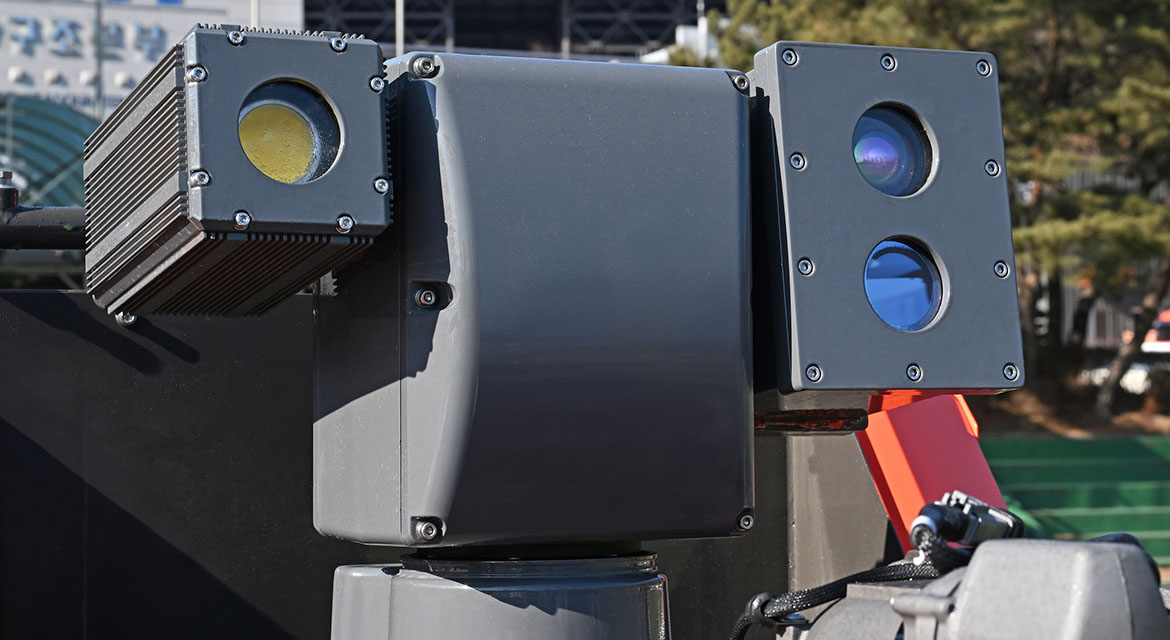 AI Vision-enhancing Camera