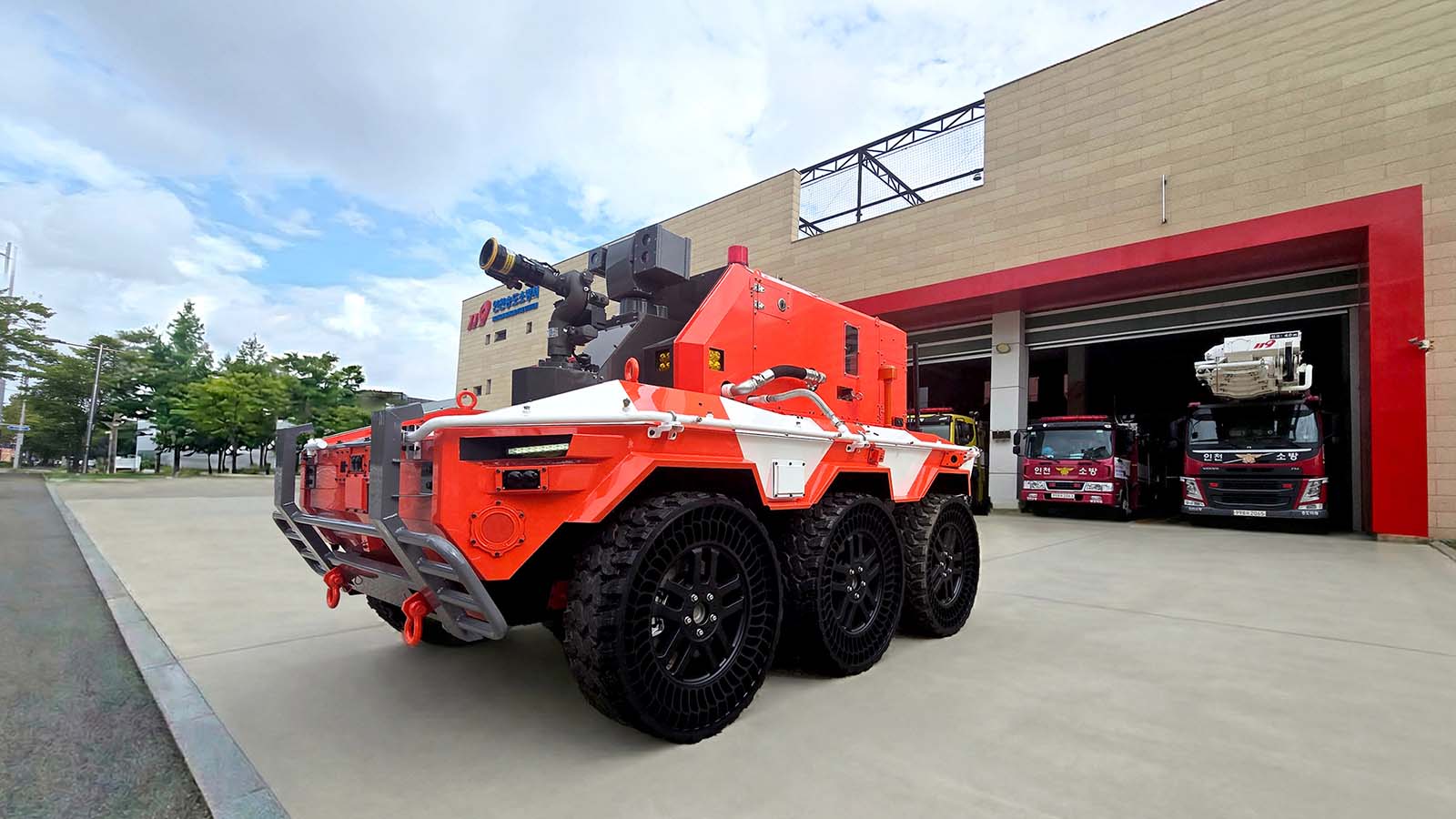 Unmanned Firefighting Robot on standby