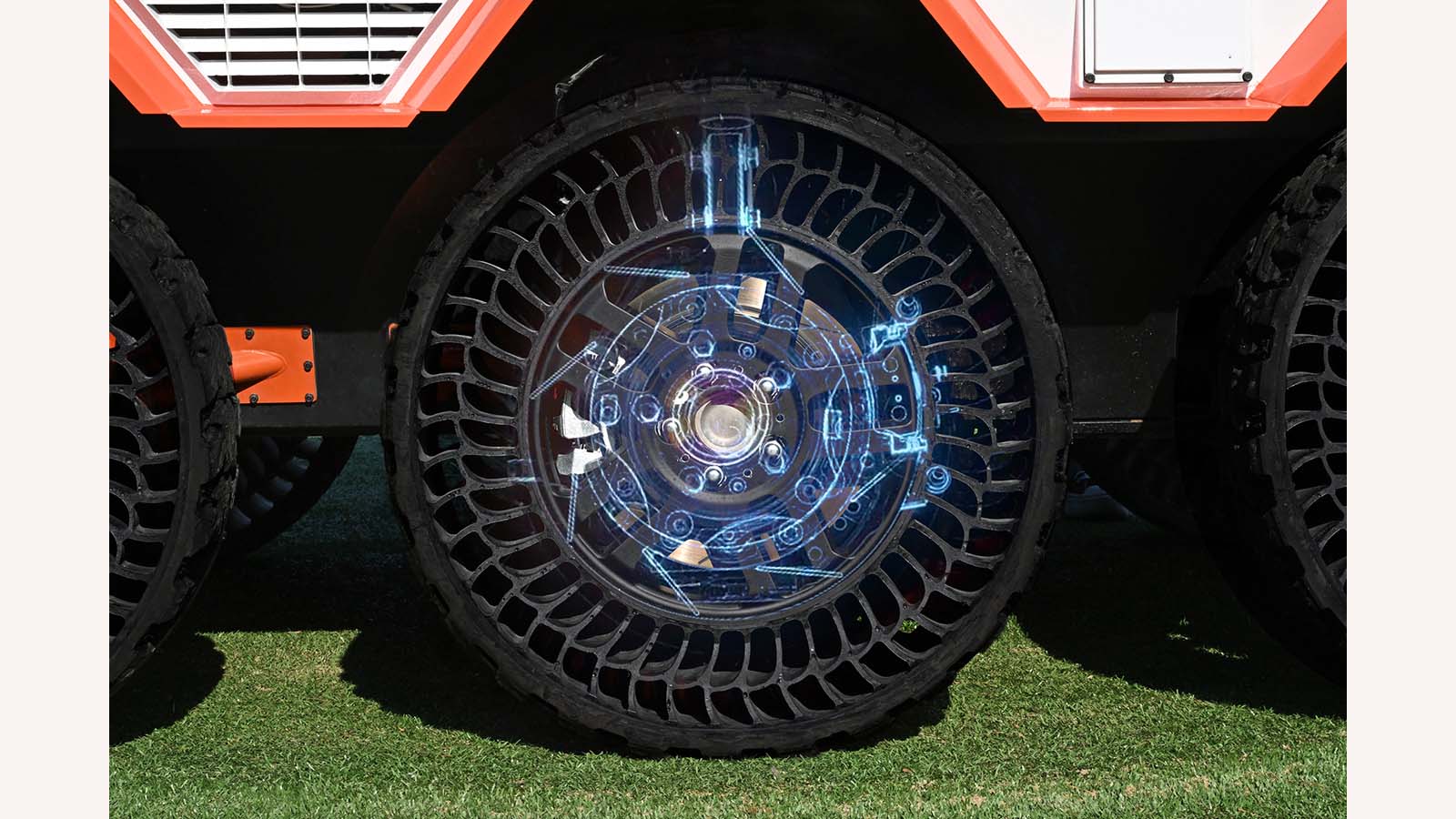 6x6 In-wheel Motor System