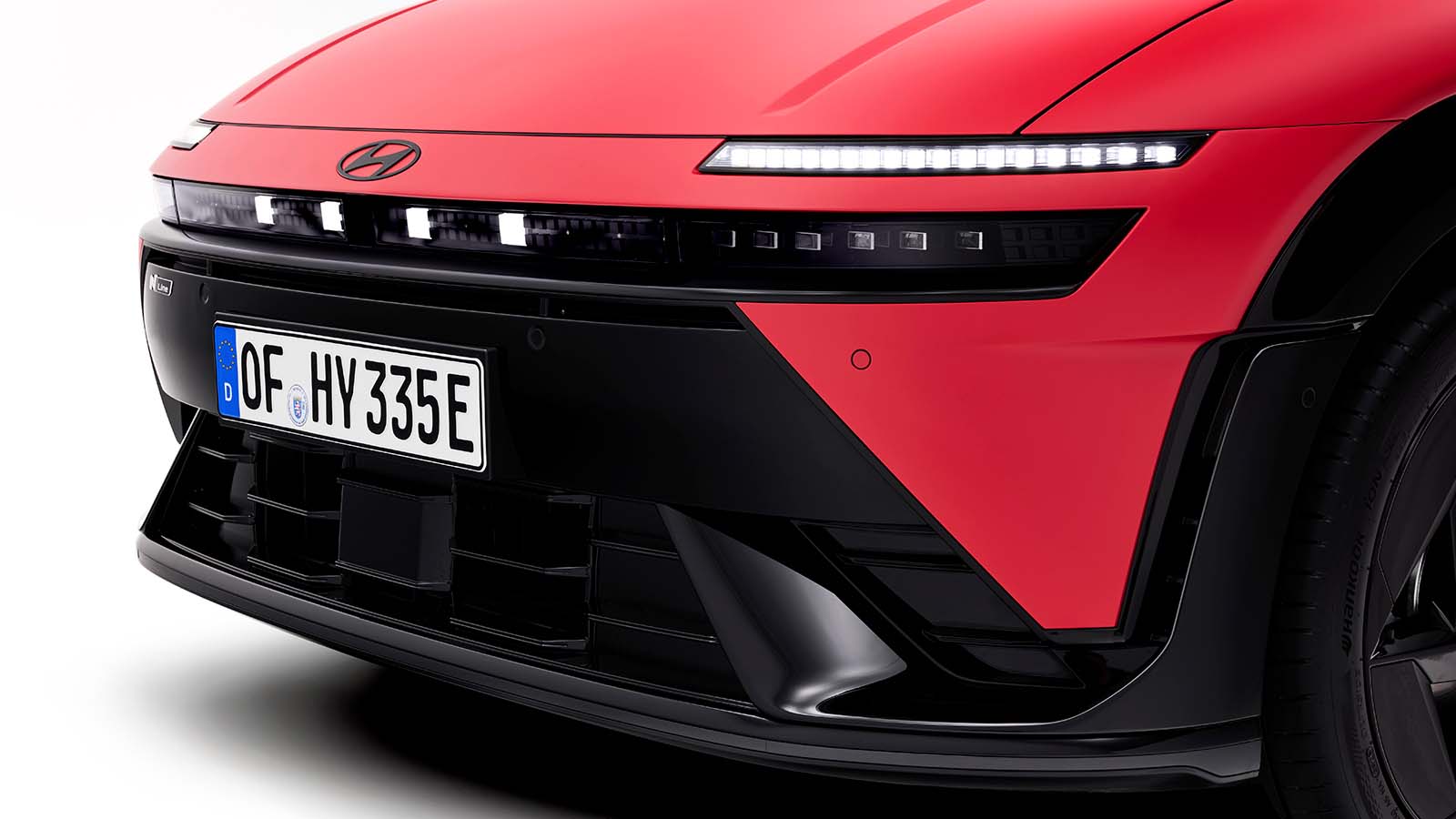 Hyundai Motor Introduces IONIQ 3: Aero Hatch Elevates EV Technology for Simple, Spacious and Intuitive Mobility