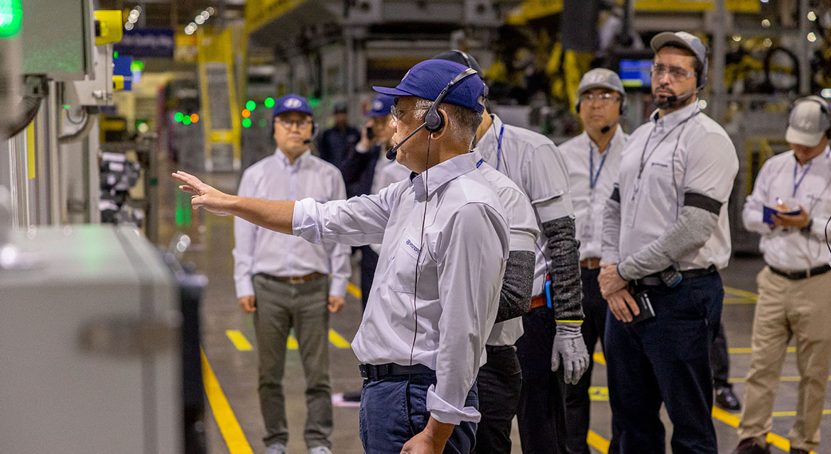 Hyundai Motor Group Executive Chair Euisun Chung Charts Mid-to-Long-Term Growth Strategy in Brazil