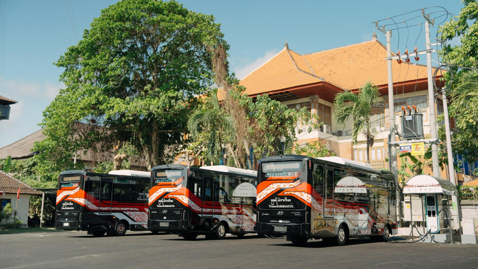 Hyundai Motor Delivers Bali’s First Electric Buses for Public Transport 